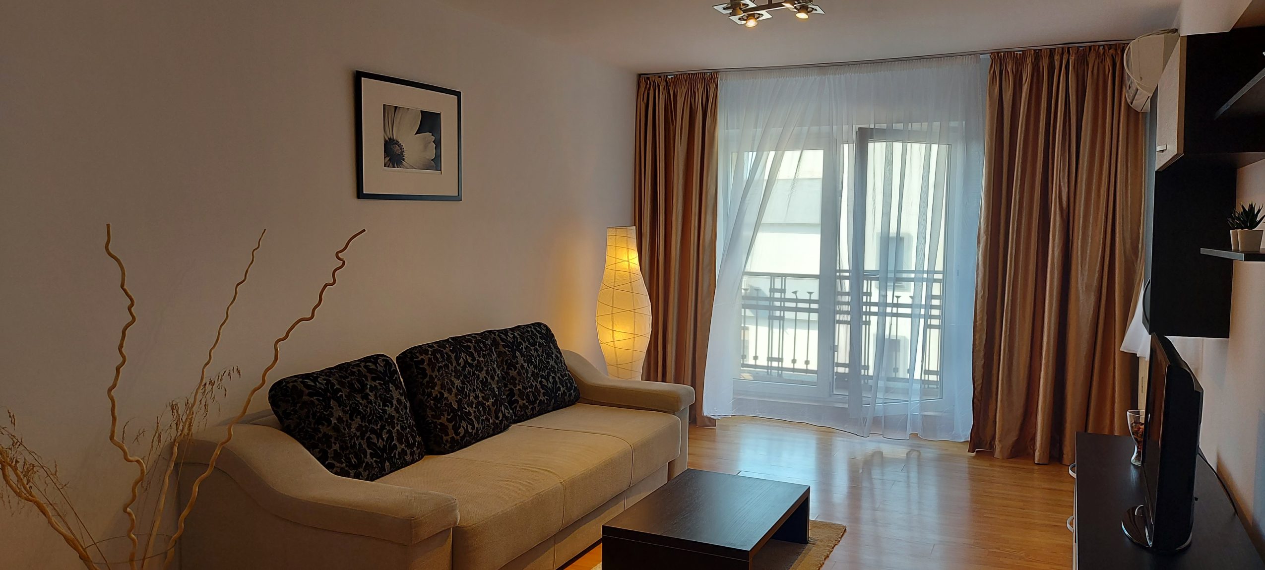 Particular, inchiriez ap 2 camere decomandat bdul Unirii 57