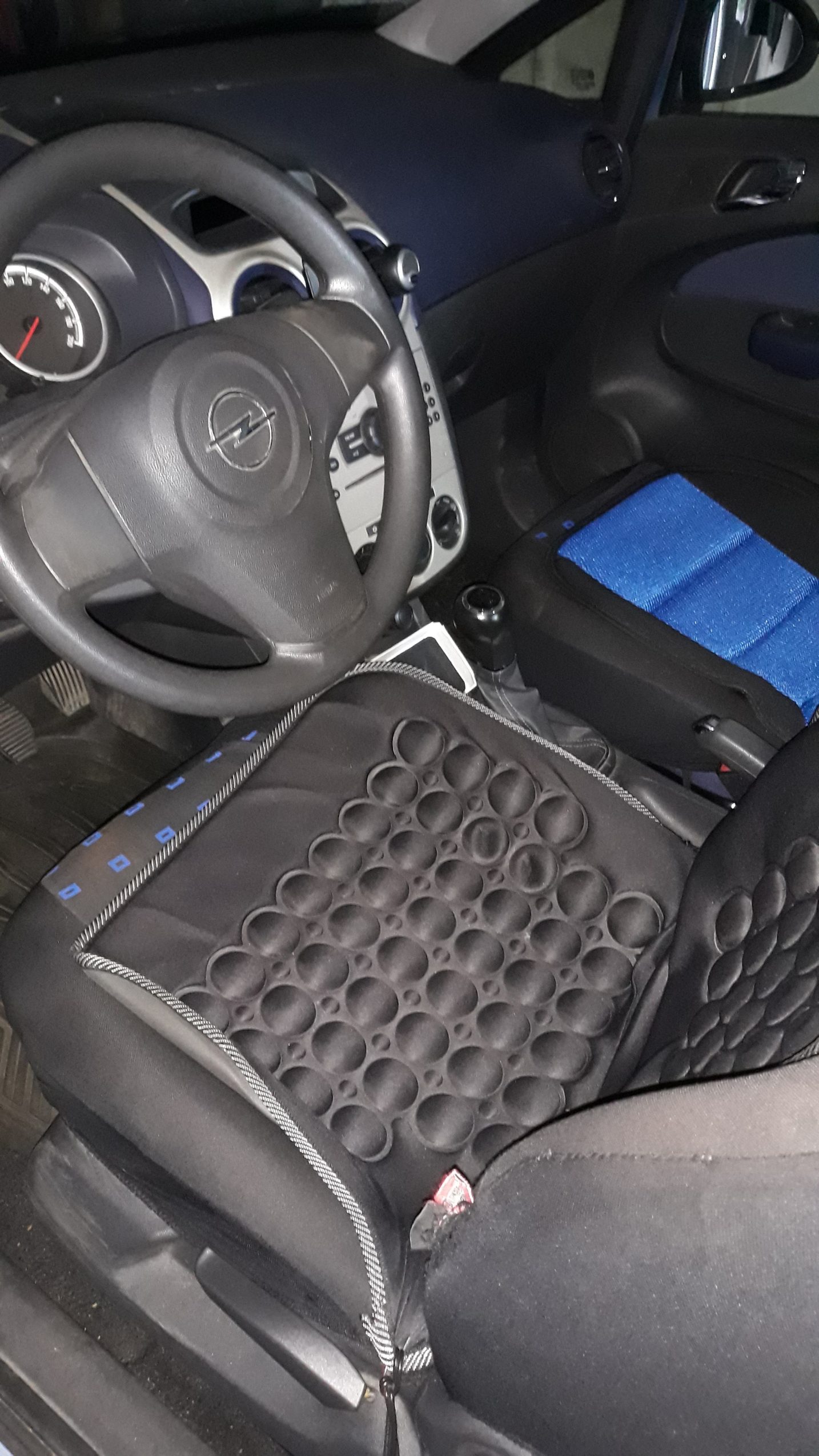 Opel Corsa 1,4 cauta un cumparator serios