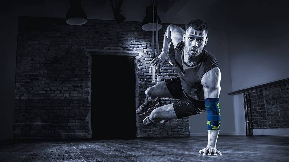 Orteza de cot cu silicon si banda elastica Epicomed E+motion diferite marimi