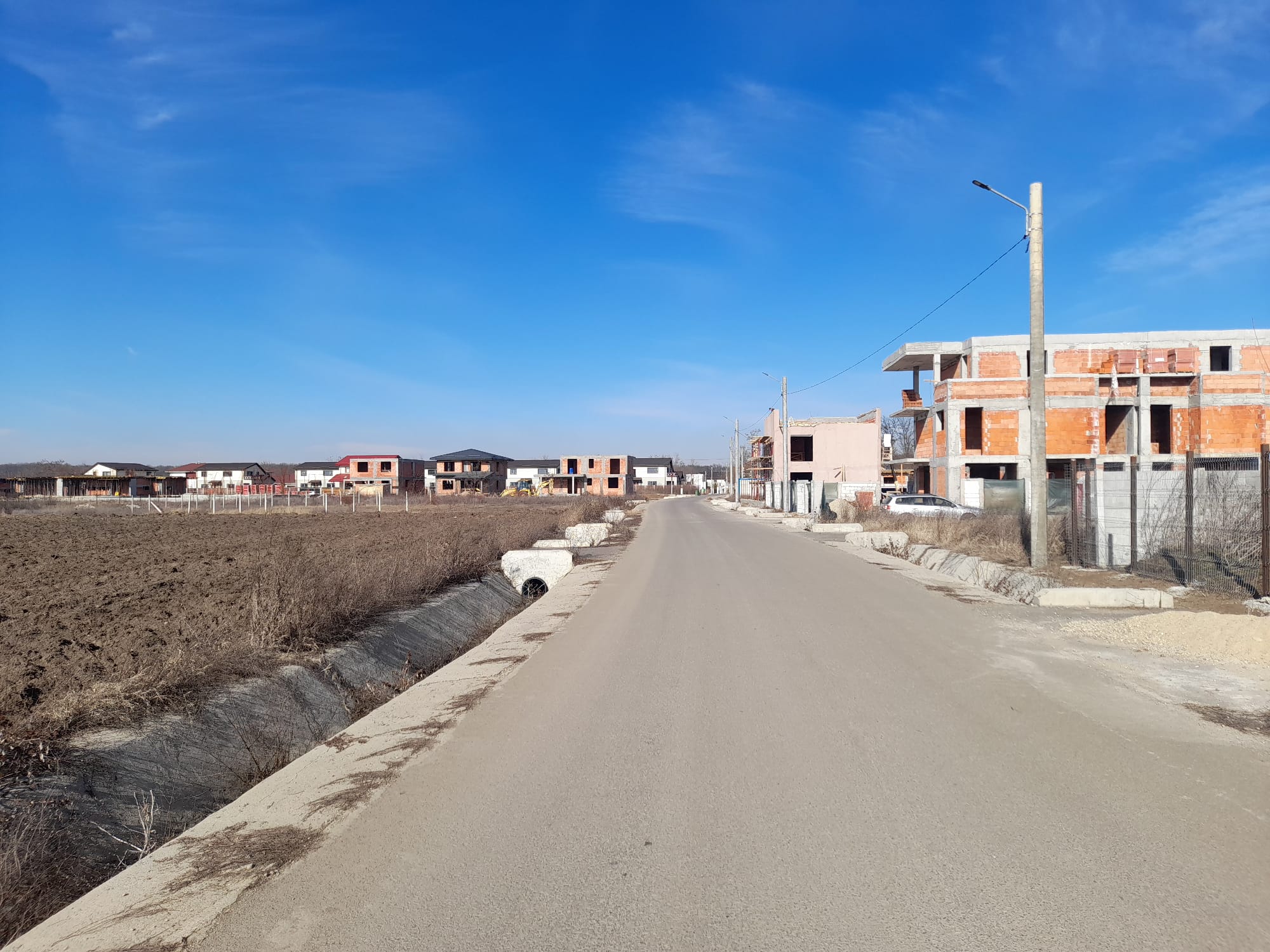 Teren Corbeanca str Cantonului 6000 mp la sosea