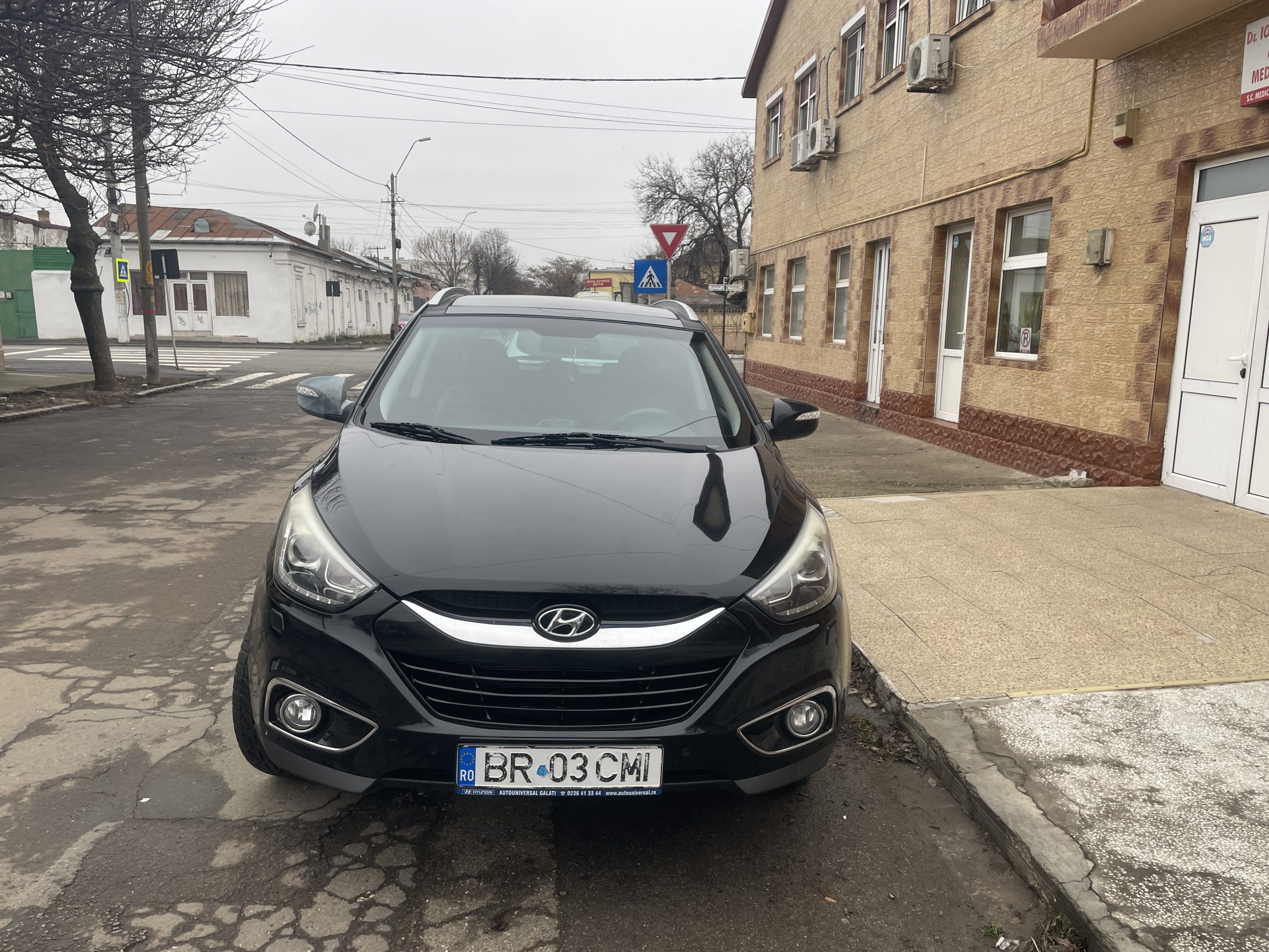 VAND HYUNDAI IX 35 2.0 crdi 4WD 6AT luxury trapa panoramic