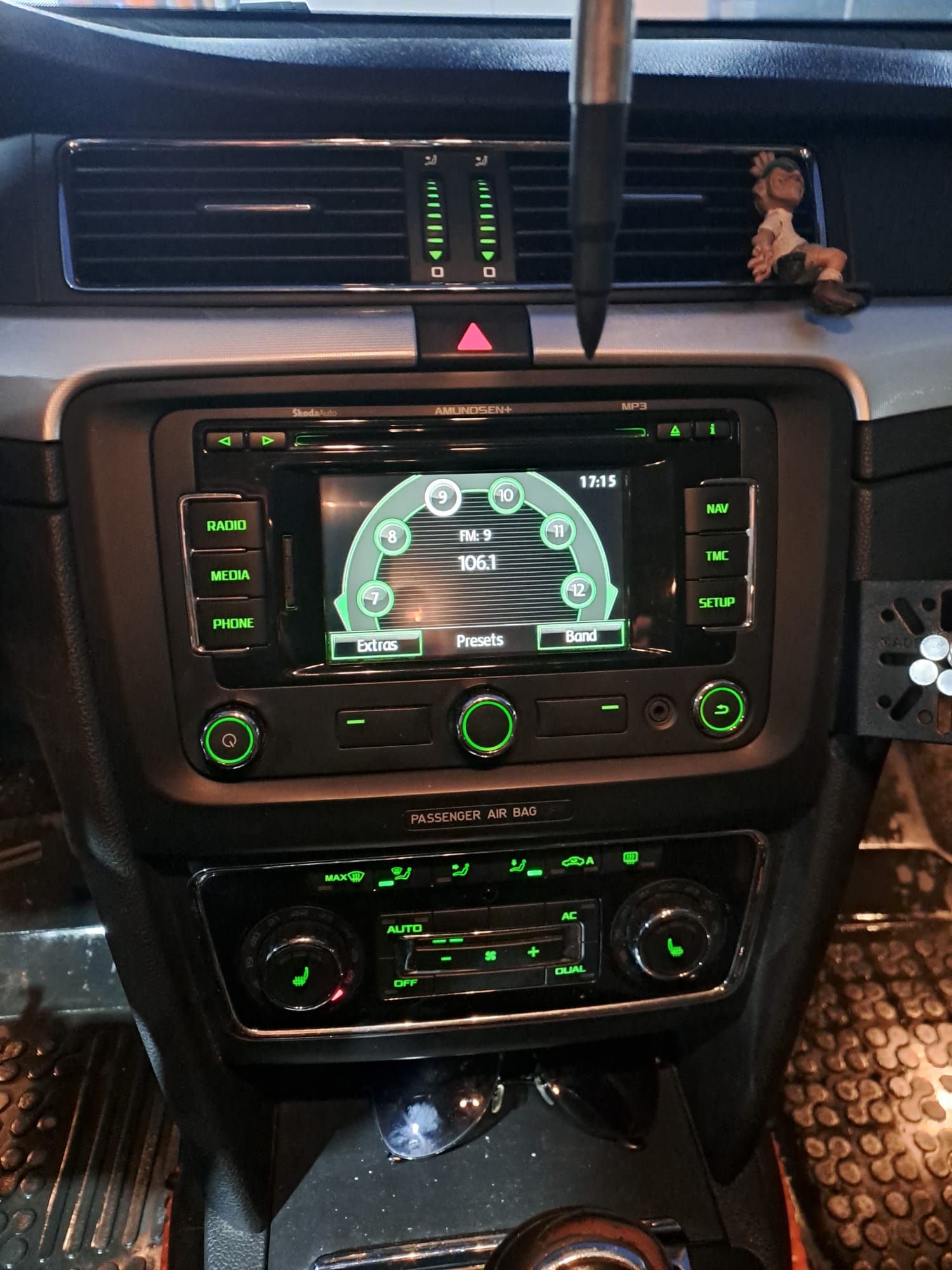 VAND SKODA SUPERB 2012