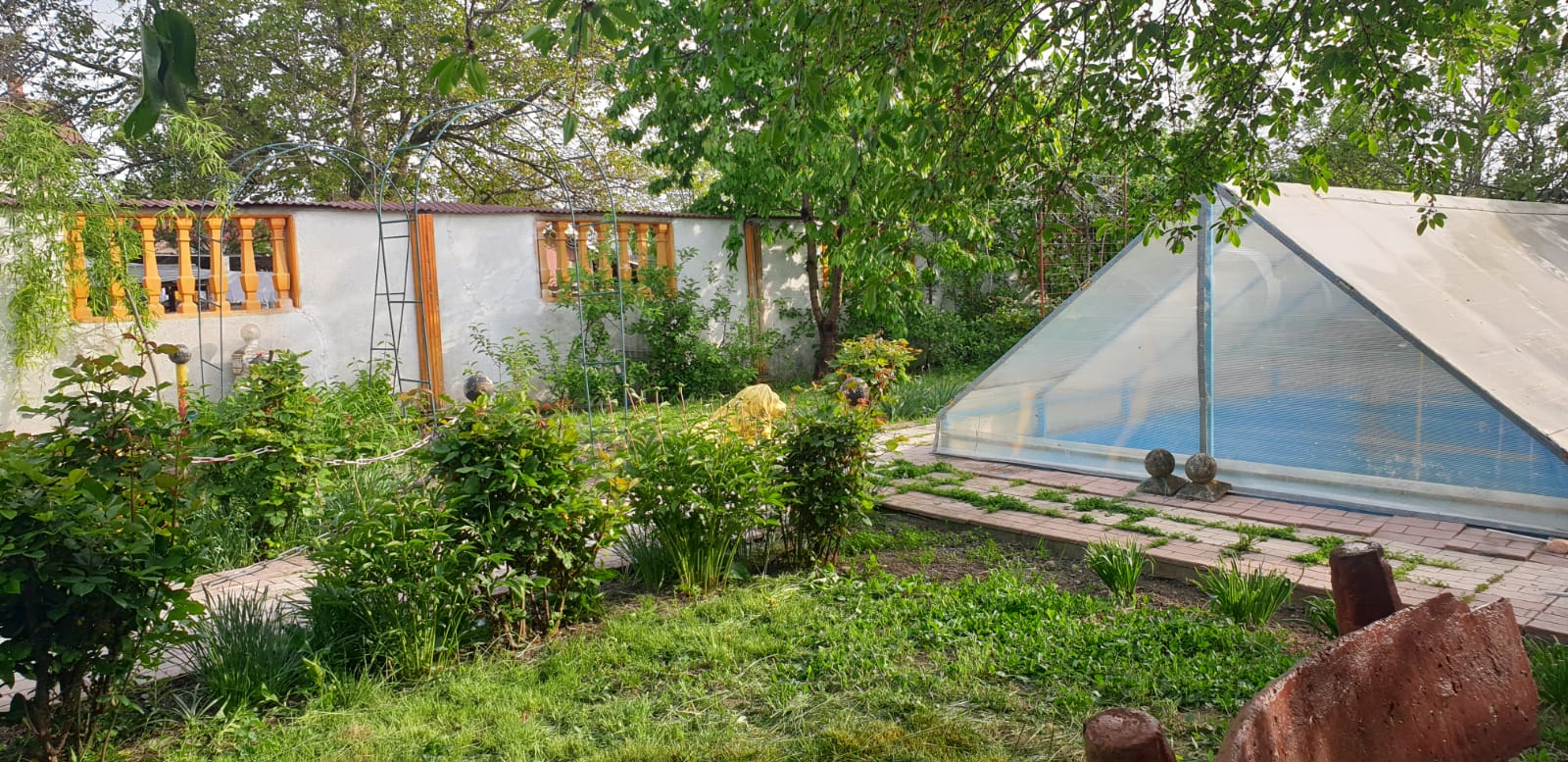 Vand casa cu teren 3500 mp langa Ploiesti
