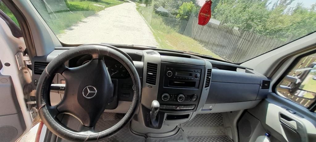 MerceBenz