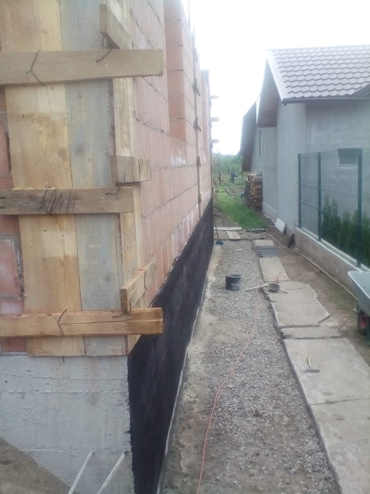 Firma construcții executam