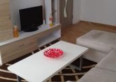 Apartament nou renovat,liber de inchiriat