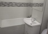 Apartament nou renovat,liber de inchiriat