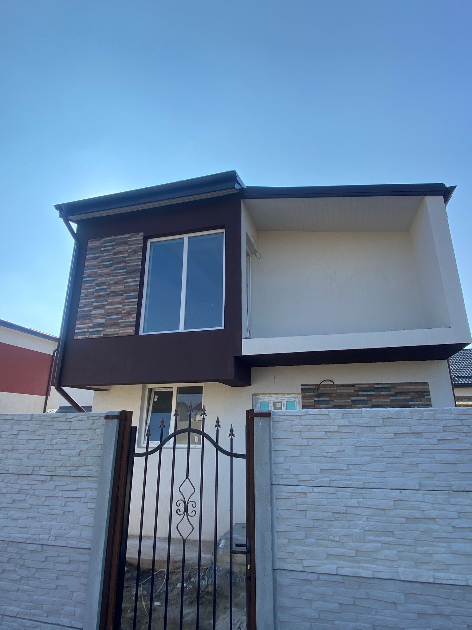 Vila *Cartierul Nou *Comuna Berceni*Str Mioritei