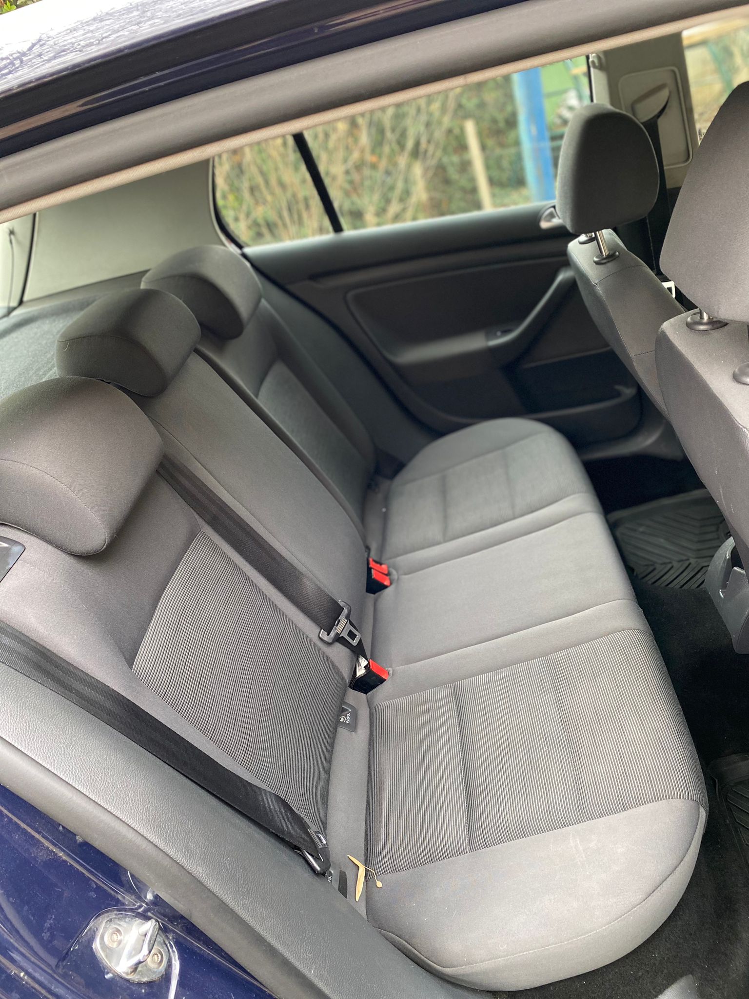 Vând Volkswagen golf 5