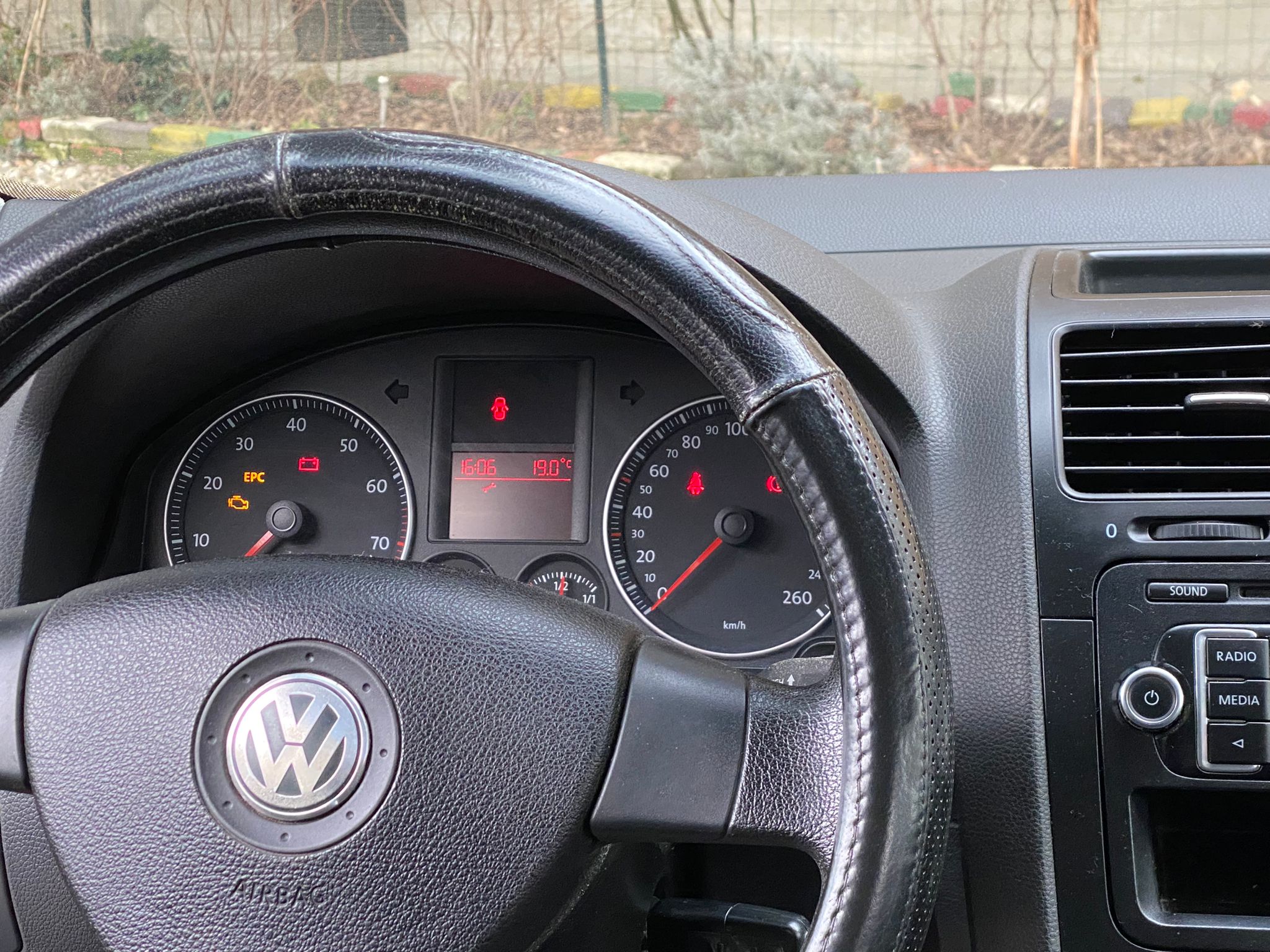 Vând Volkswagen golf 5