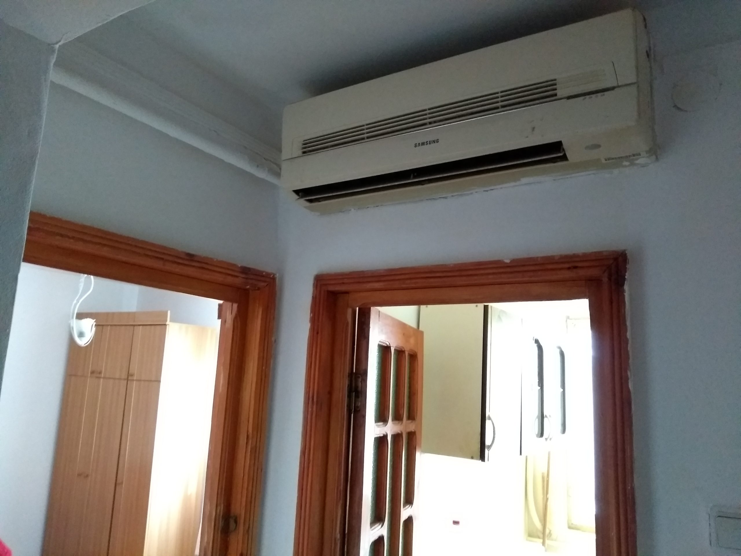 Alexandru Liceul Miron Costin apartament 2 camere decomandat 46 mp cu CT