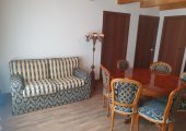 Inchiriez casa de vacanta