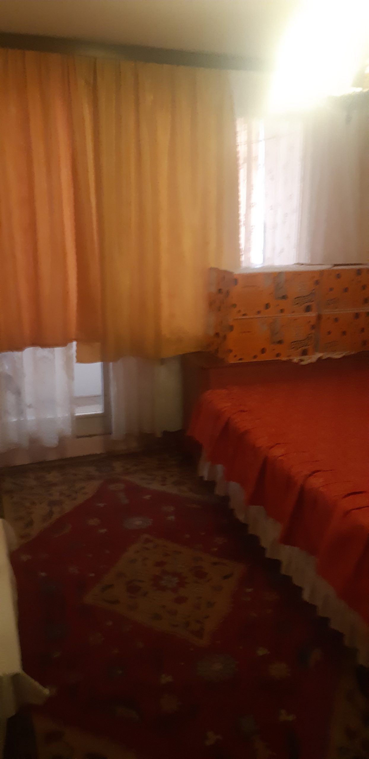 Vind apartament 3 camere Oltenitei sector 4