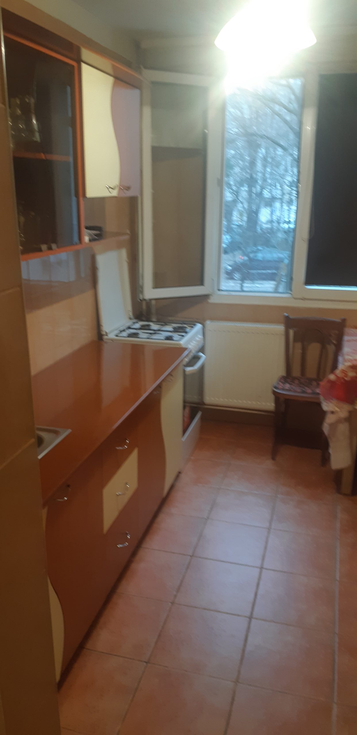 Vind apartament 3 camere Oltenitei sector 4