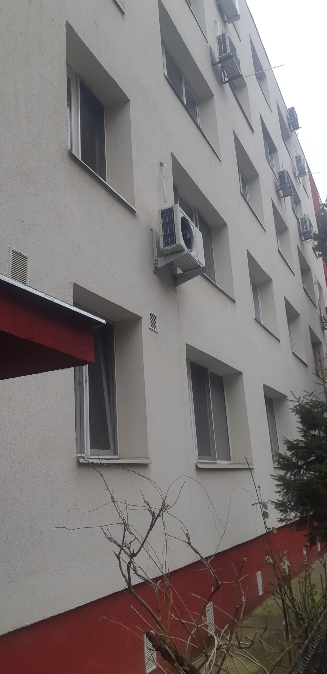 Vind apartament 3 camere Oltenitei sector 4