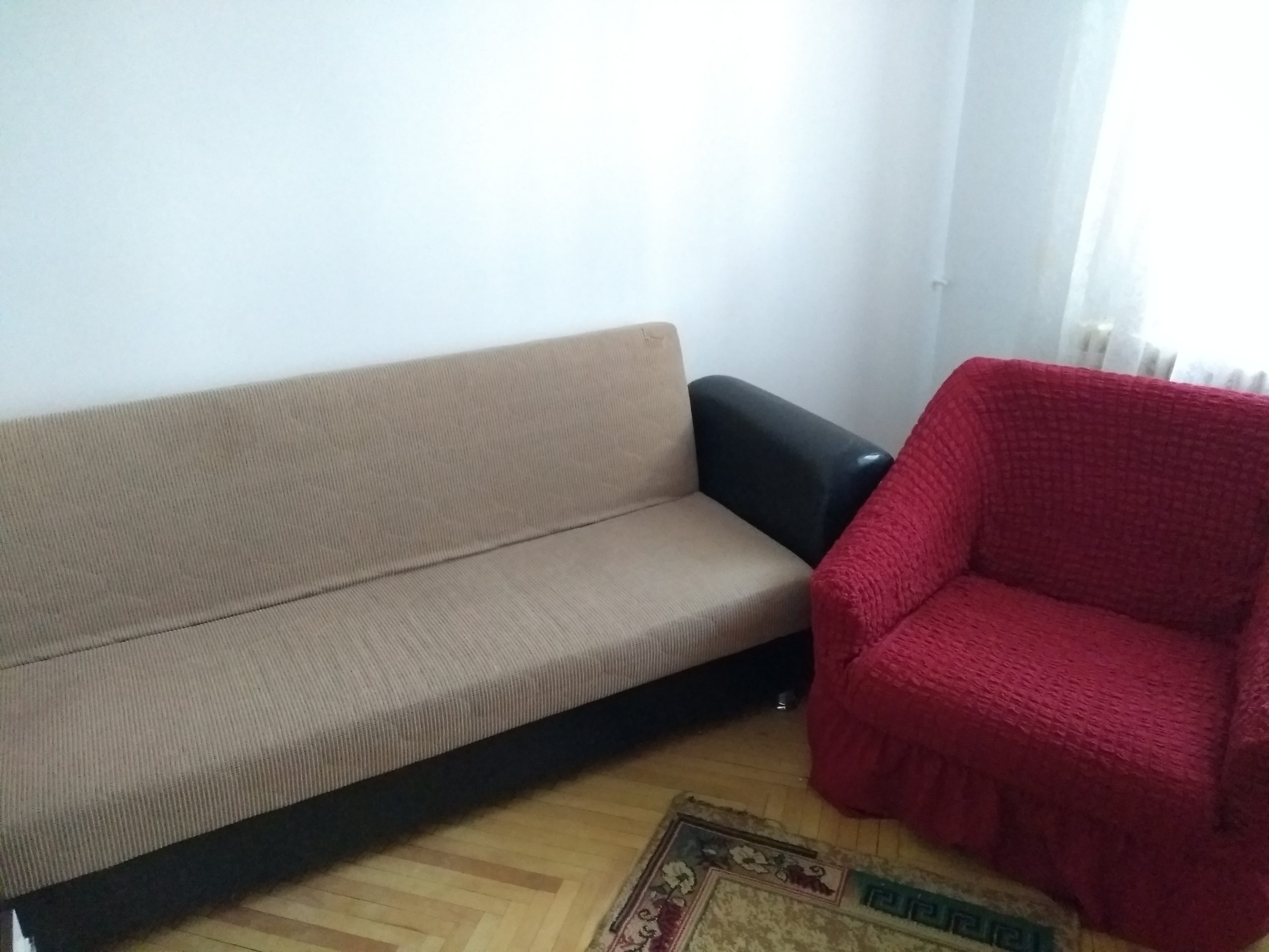 Alexandru Liceul Miron Costin apartament 2 camere decomandat 46 mp cu CT