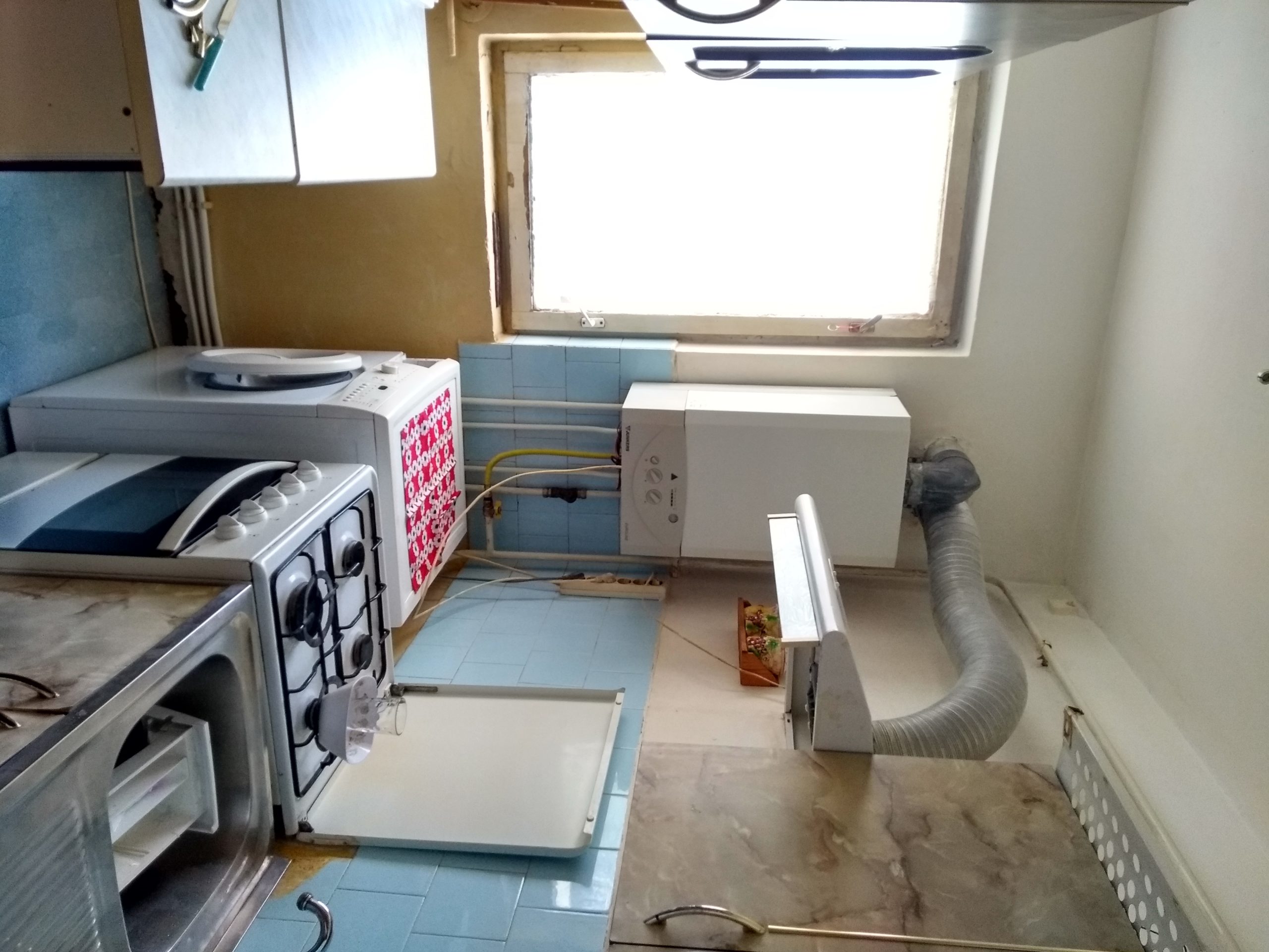 Alexandru Liceul Miron Costin apartament 2 camere decomandat 46 mp cu CT