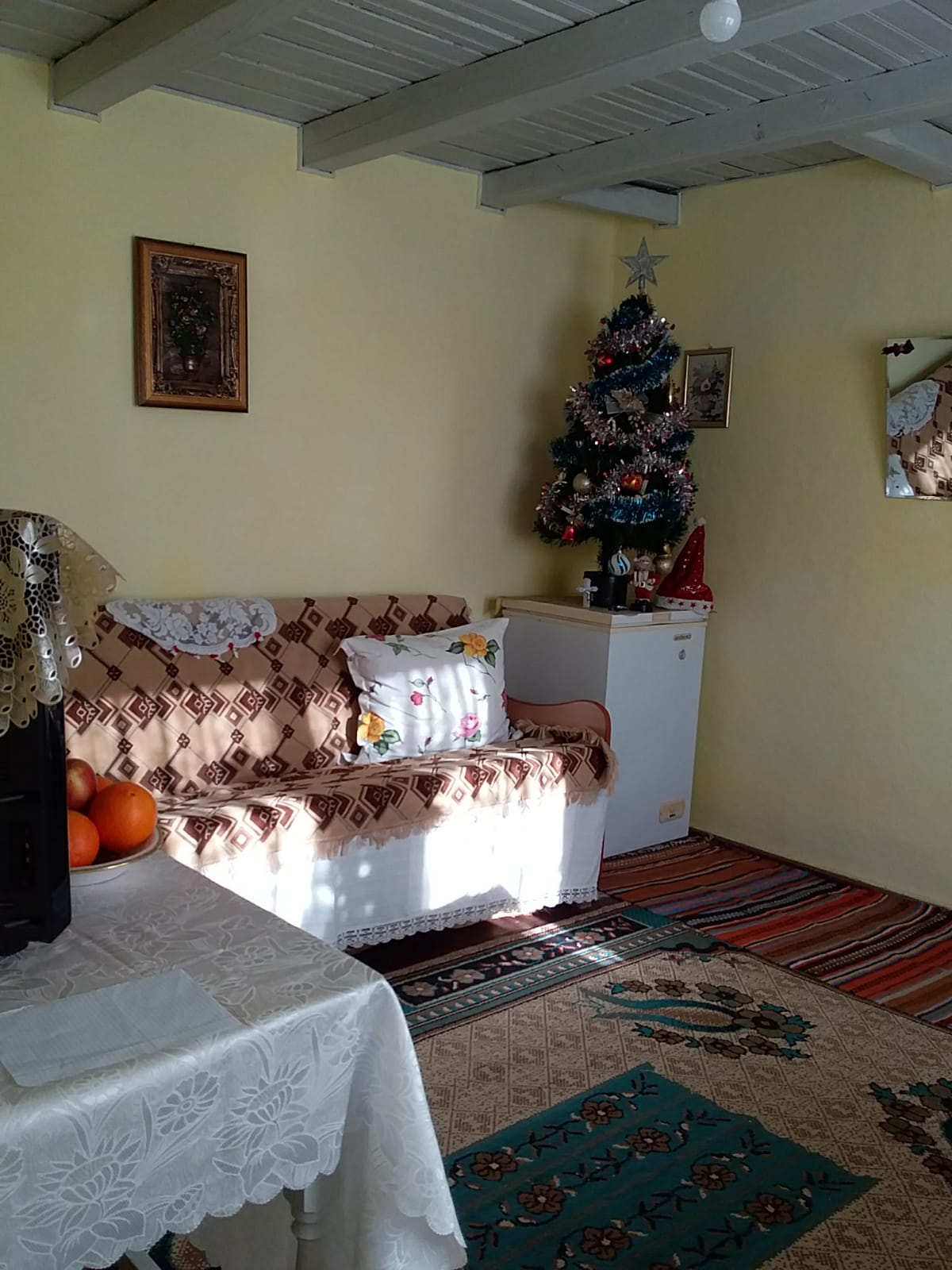 Vând casa Și teren arabil 2386mp