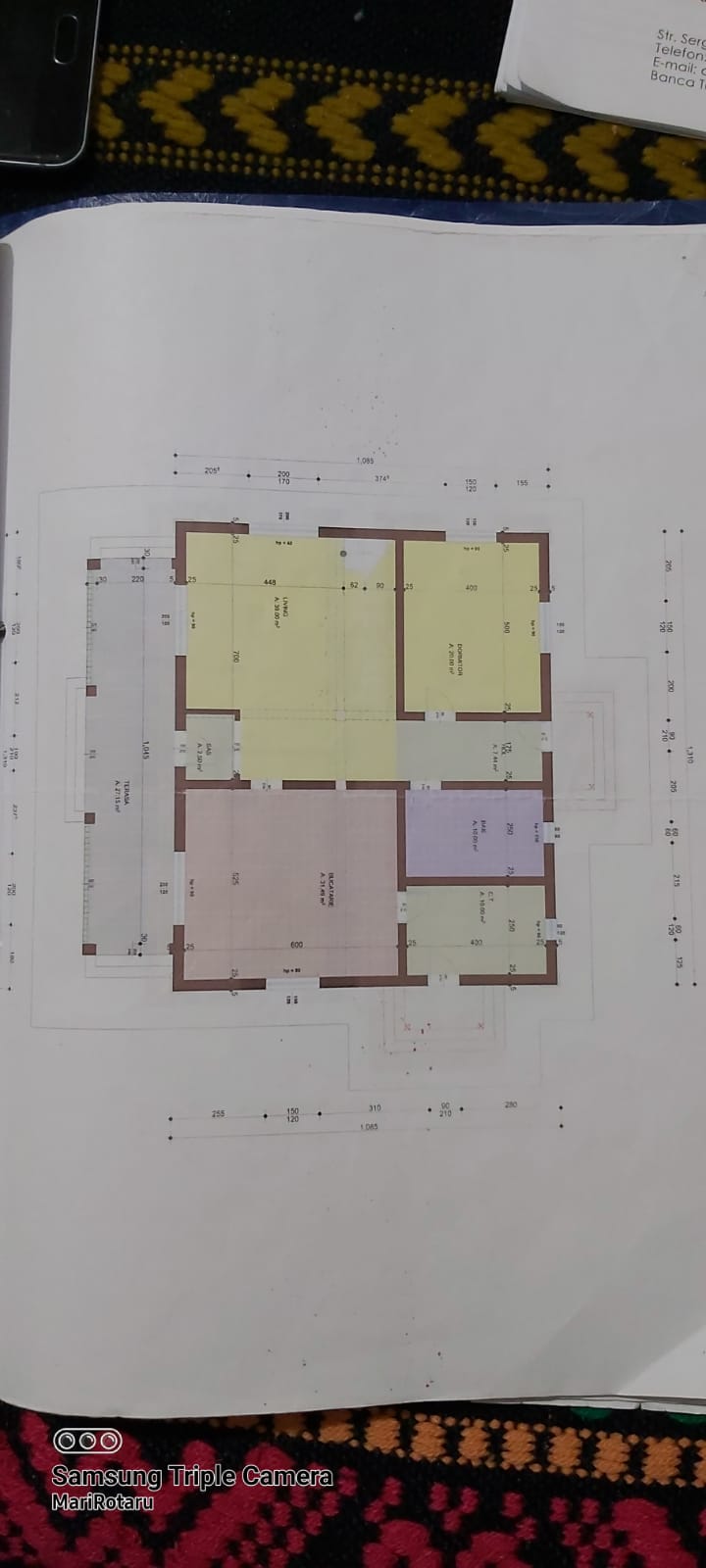 Casă de vânzare în apropiere de București în zona liniștită