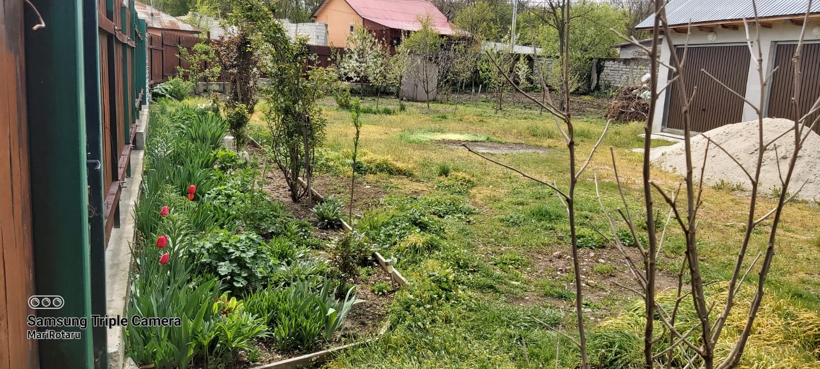 Casă de vânzare în apropiere de București în zona liniștită