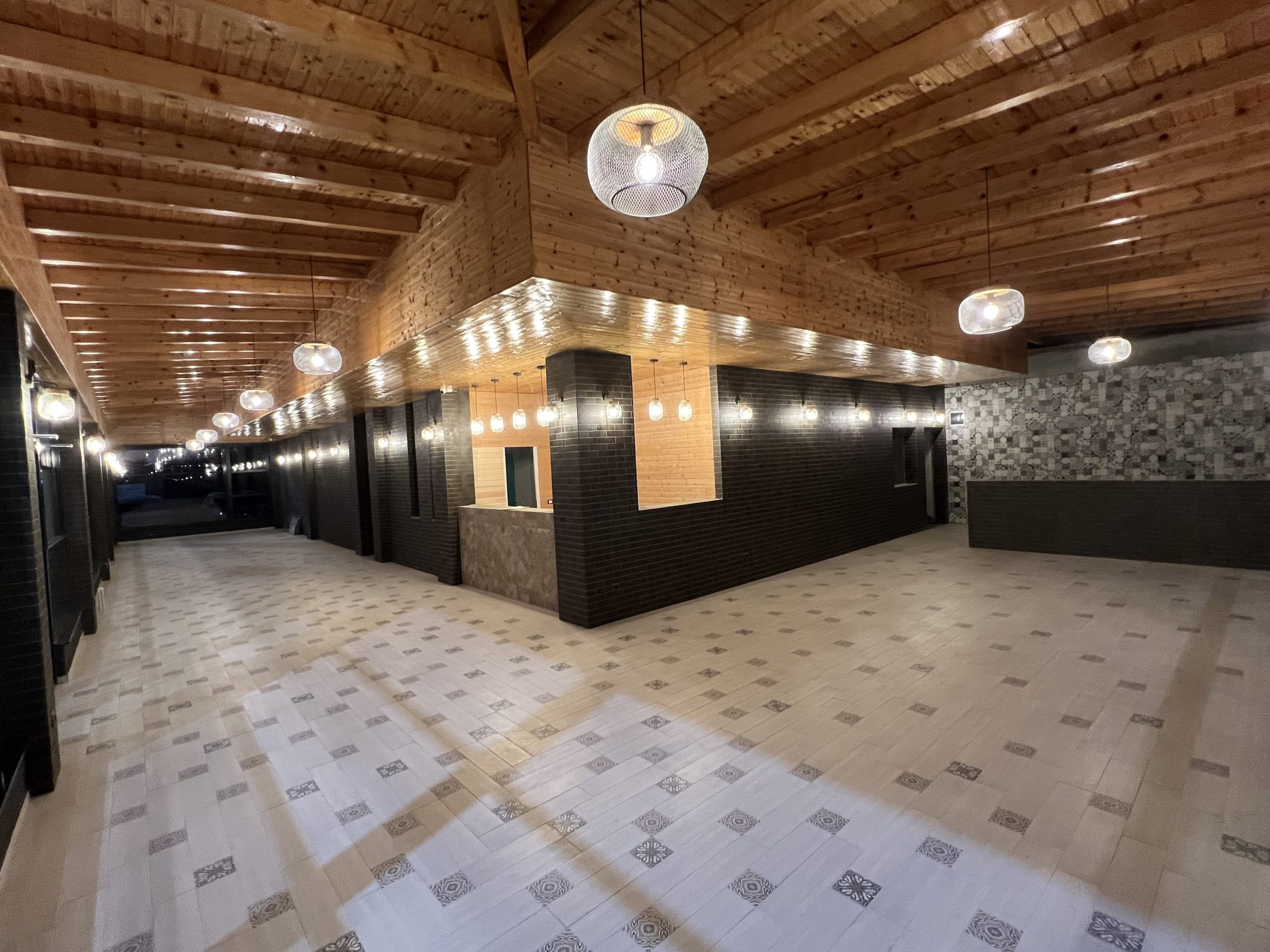 De inchiriat ! Spatiu Comercial-Terasa – Autoservire Mamaia – Navodari