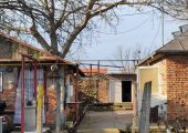 Casa cu teren, 1370mp cu deschidere 15 m la strada, comuna Vanatori Judetul Galati