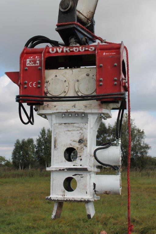 Used clamp for open piles ACN 40
