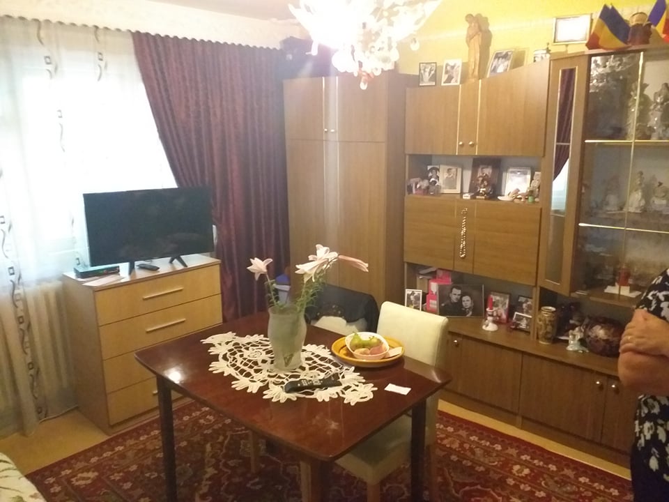 Alexandru Cel Bun Familial apartament 3 camere 60 mp cu CT