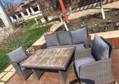 Set mobila, canapea, doua fotolii și masa