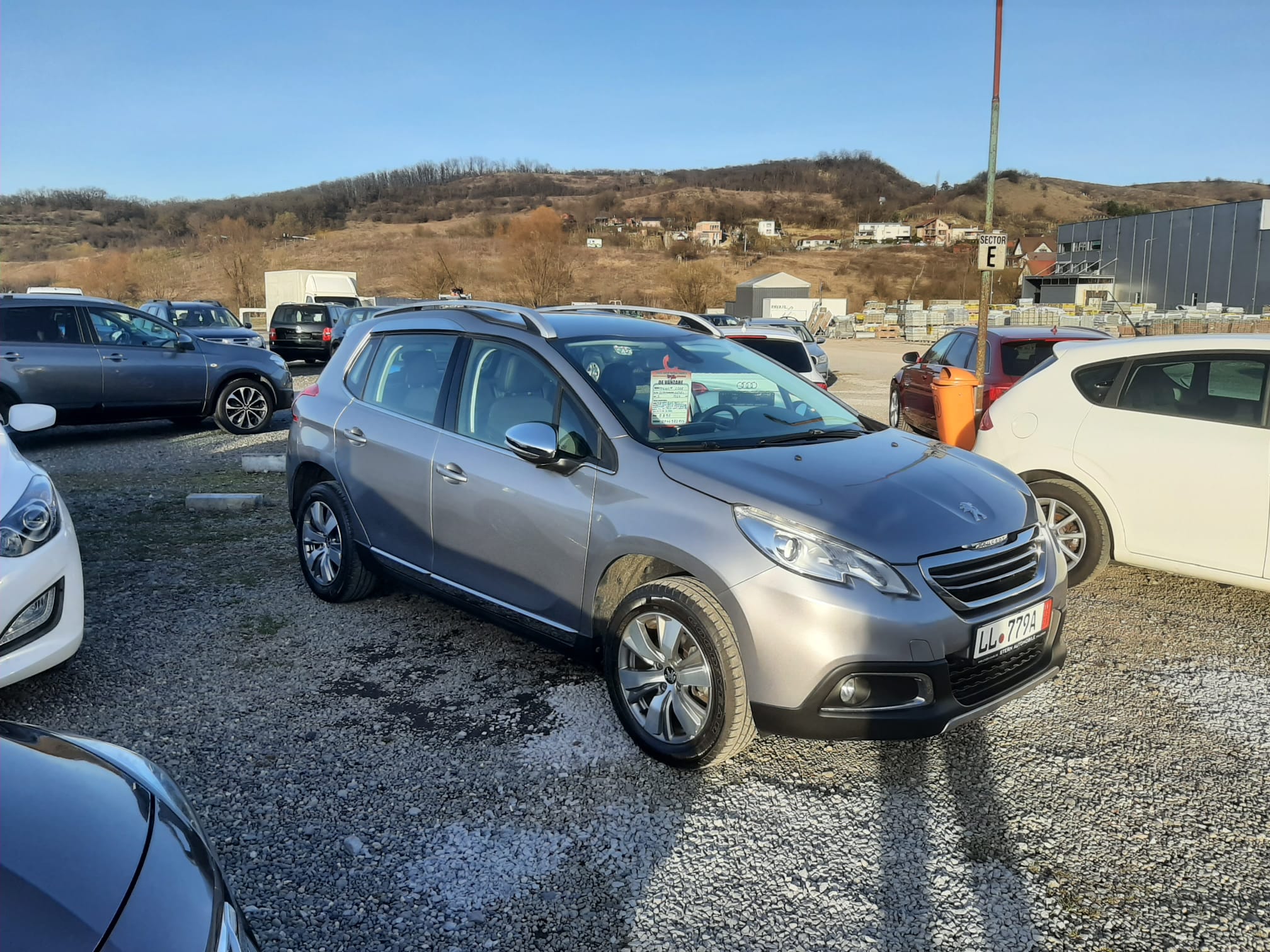 martie 2023 Vând PEUGEOT SUV 2008 ,AN FAB.2014 1.6HDI 8 890 €