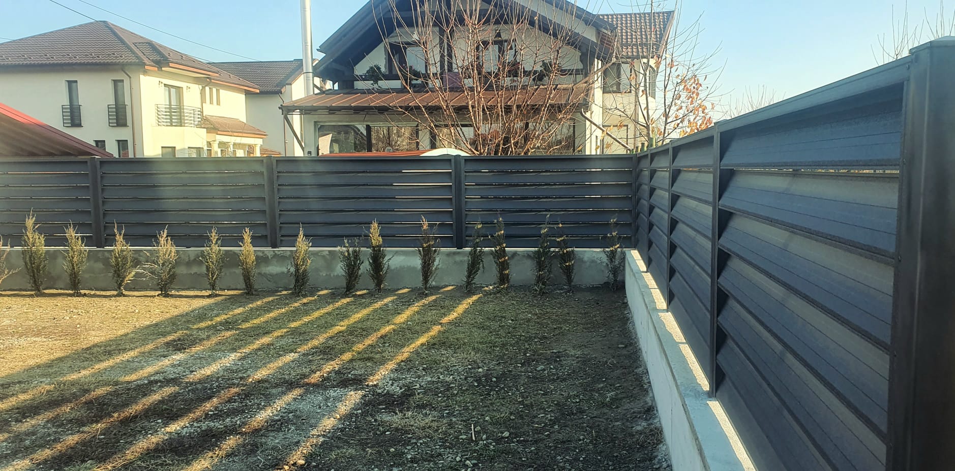 EXECUTAM LUCRARI DIN CONFECTII METALICE: GARDURI, PORTI, SCARI, BALUSTRADE