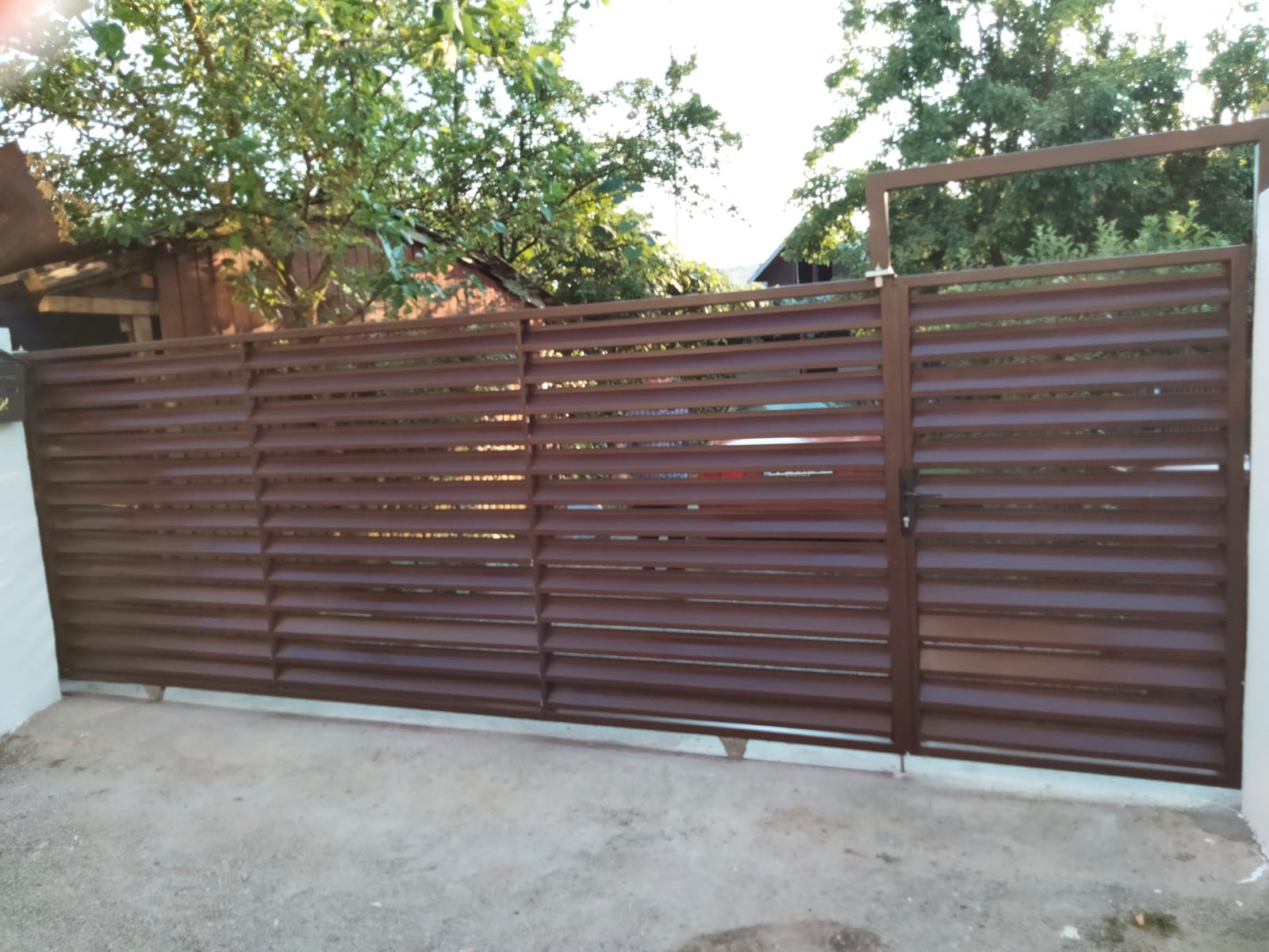 EXECUTAM LUCRARI DIN CONFECTII METALICE: GARDURI, PORTI, SCARI, BALUSTRADE