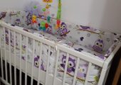 Pătuț bebe alb de vanzare.