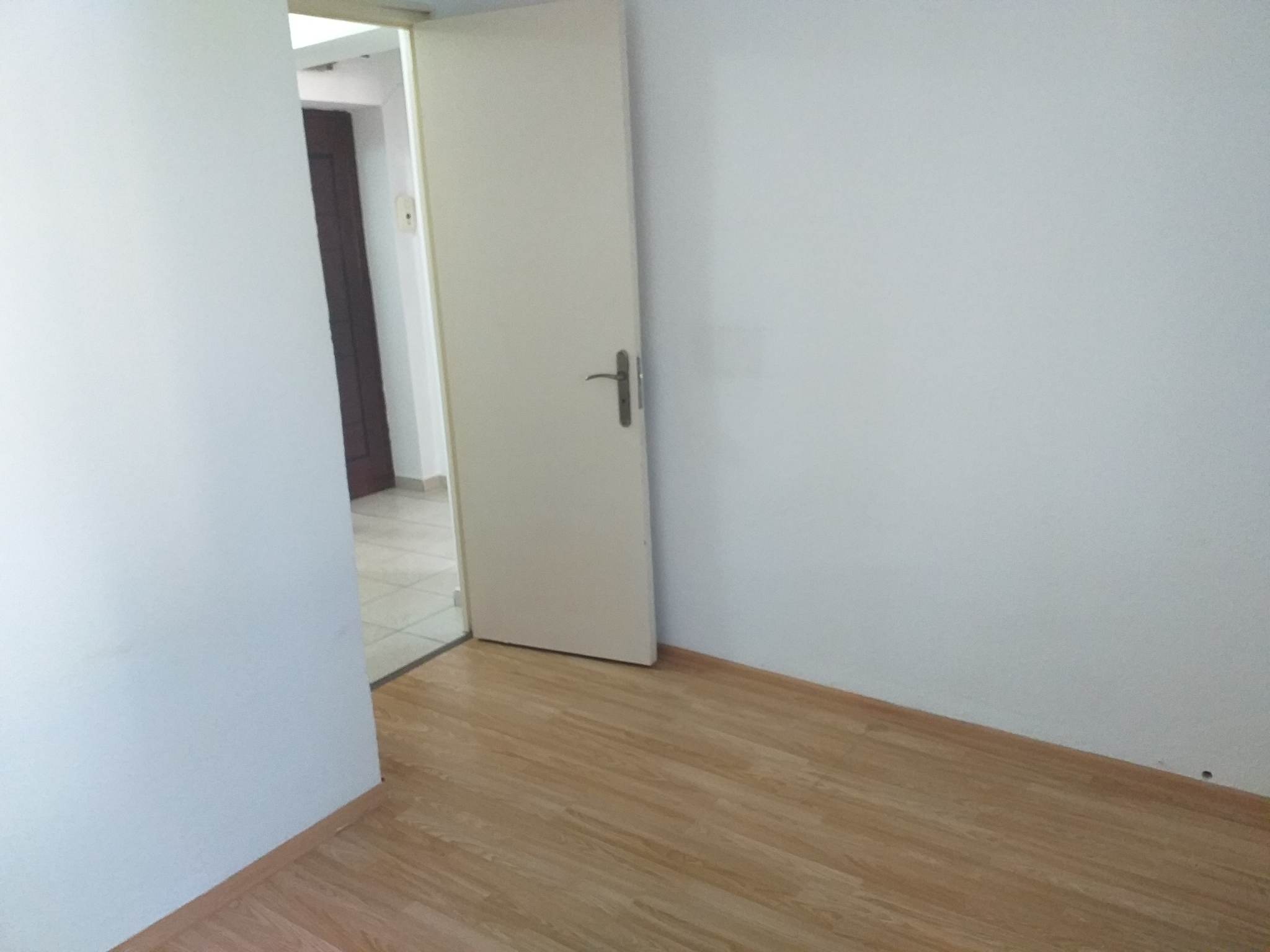 Tudor Vladimirescu Iulius Mall apartament 2 camere decomandat 40 mp cu CT NEMOBILAT