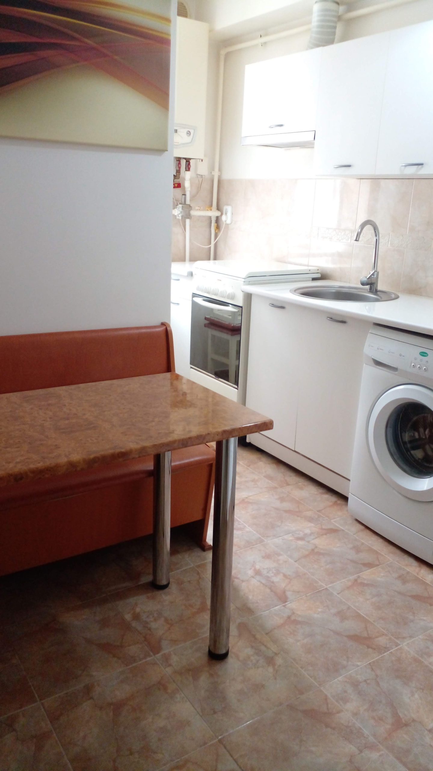 Lujerului- Virtutii gars.bl 2015 , etj 1/4 proprietar