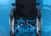 Scaun cu rotile handicap din aluminiu Drive latime sezut 42 cm