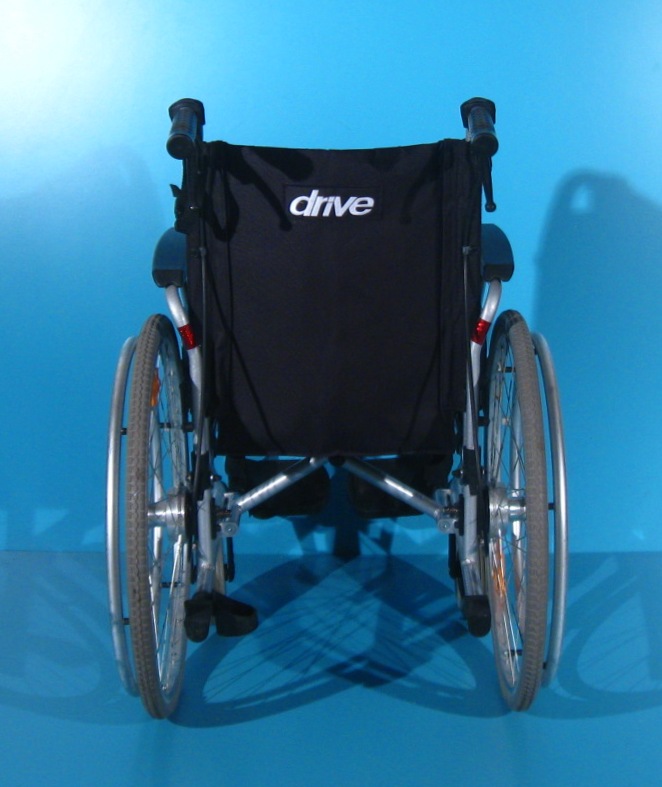 Scaun cu rotile handicap din aluminiu Drive latime sezut 42 cm