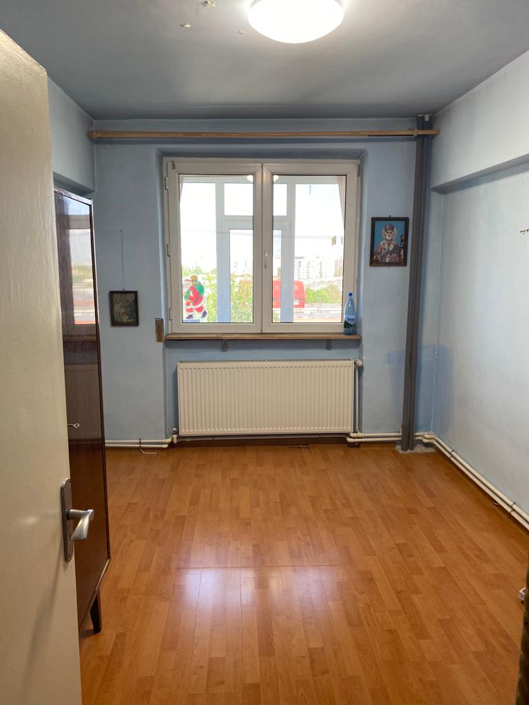 Apartament 3 camere decomandat vedere panoramica Sos Giurgiului