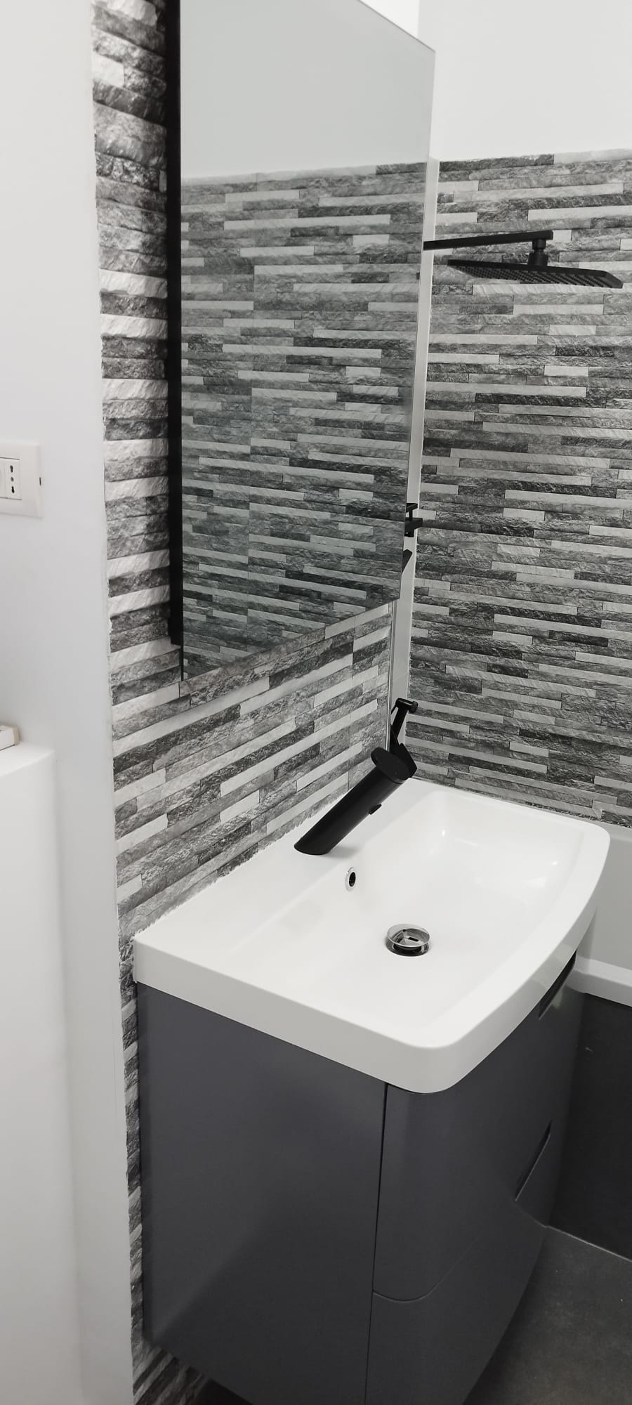 Instalatori cu experienta