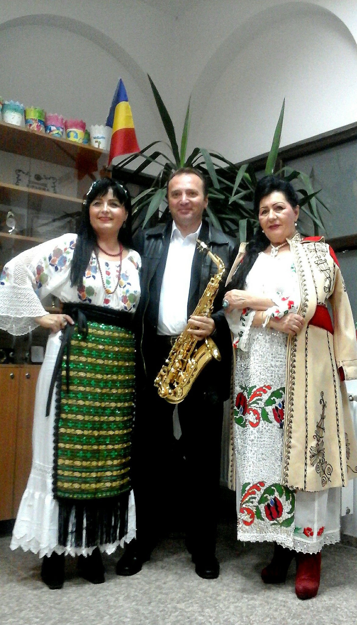 Saxofonist nunti botezuri cafenele restaurante