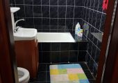 Închiriez apartament