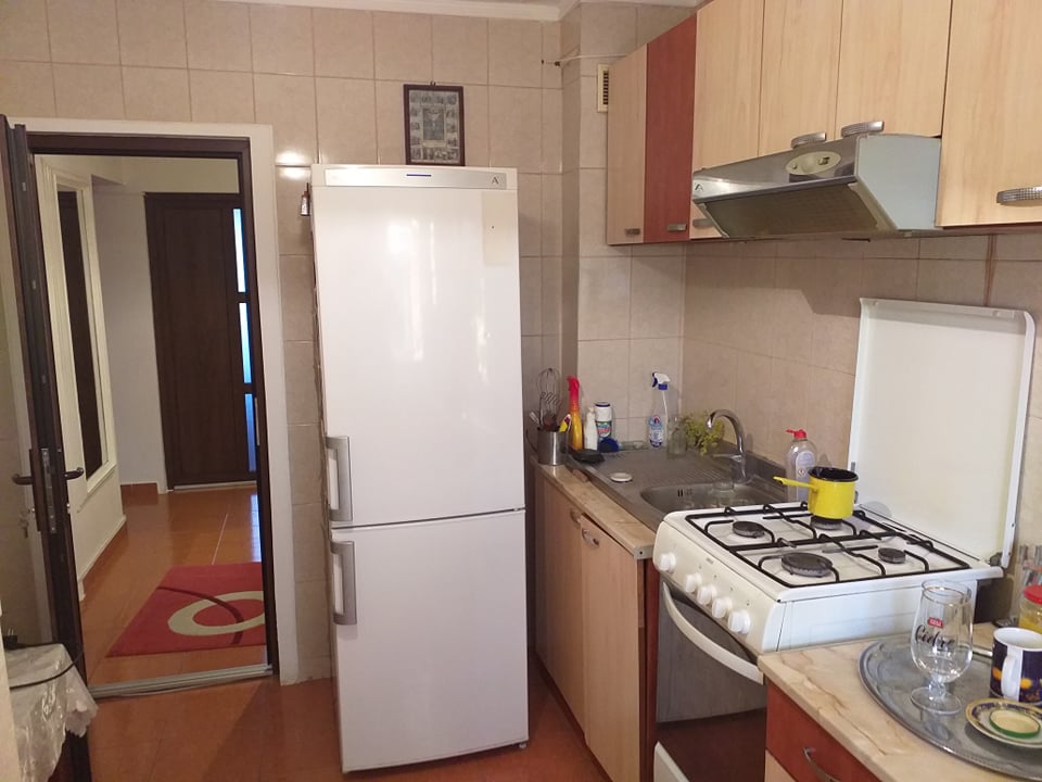 Dacia apartament 3 camere decomandat 72 mp cu CT