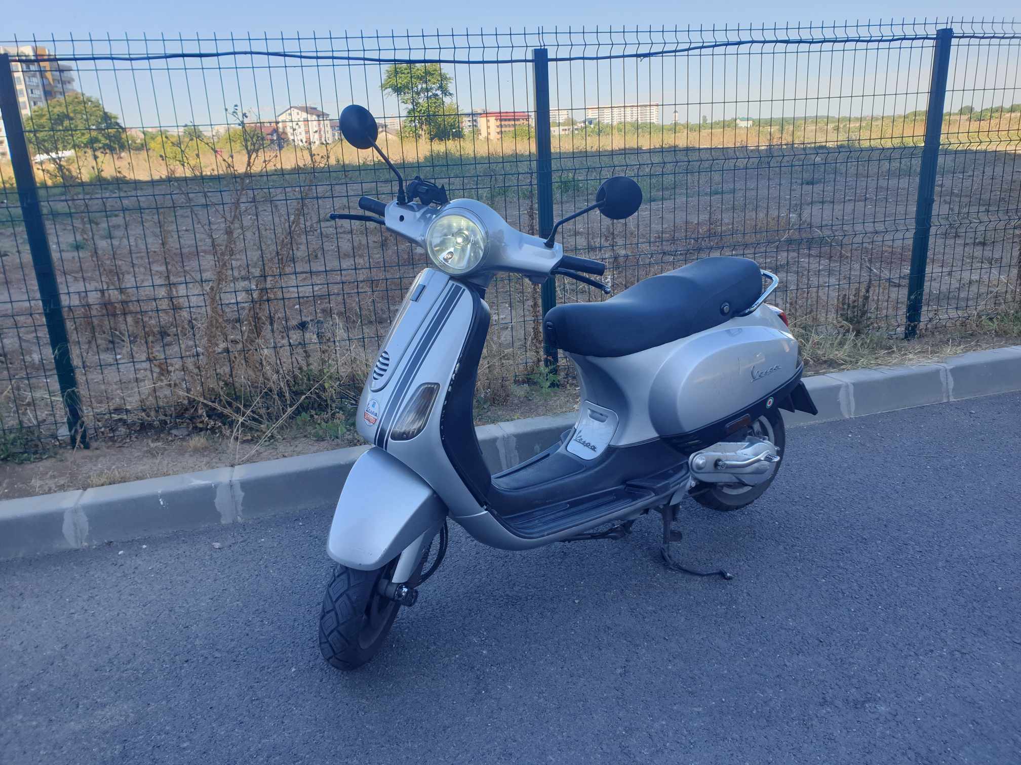 Vand Piaggio Vespa LX50 2T Propietar