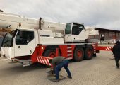 Inchiriez macara/le de la 22-300 tone, utilaje , echipamente si camioane pentru constructii