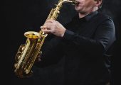 Saxofonist nunti botezuri cafenele restaurante