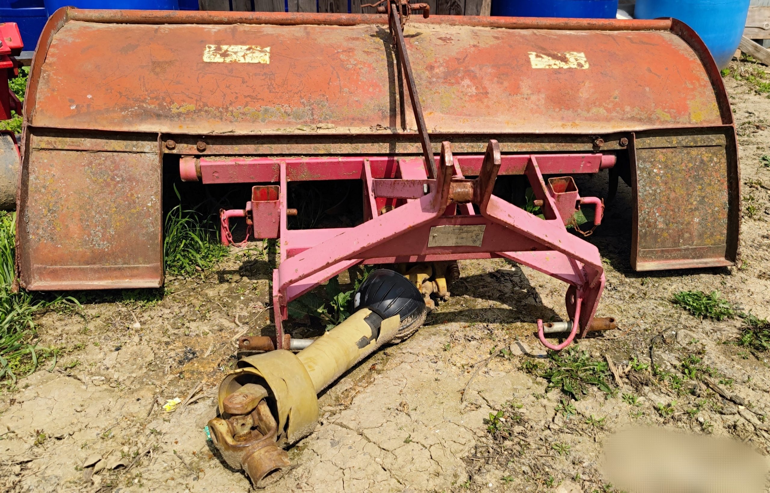 Tractor plus utilaje