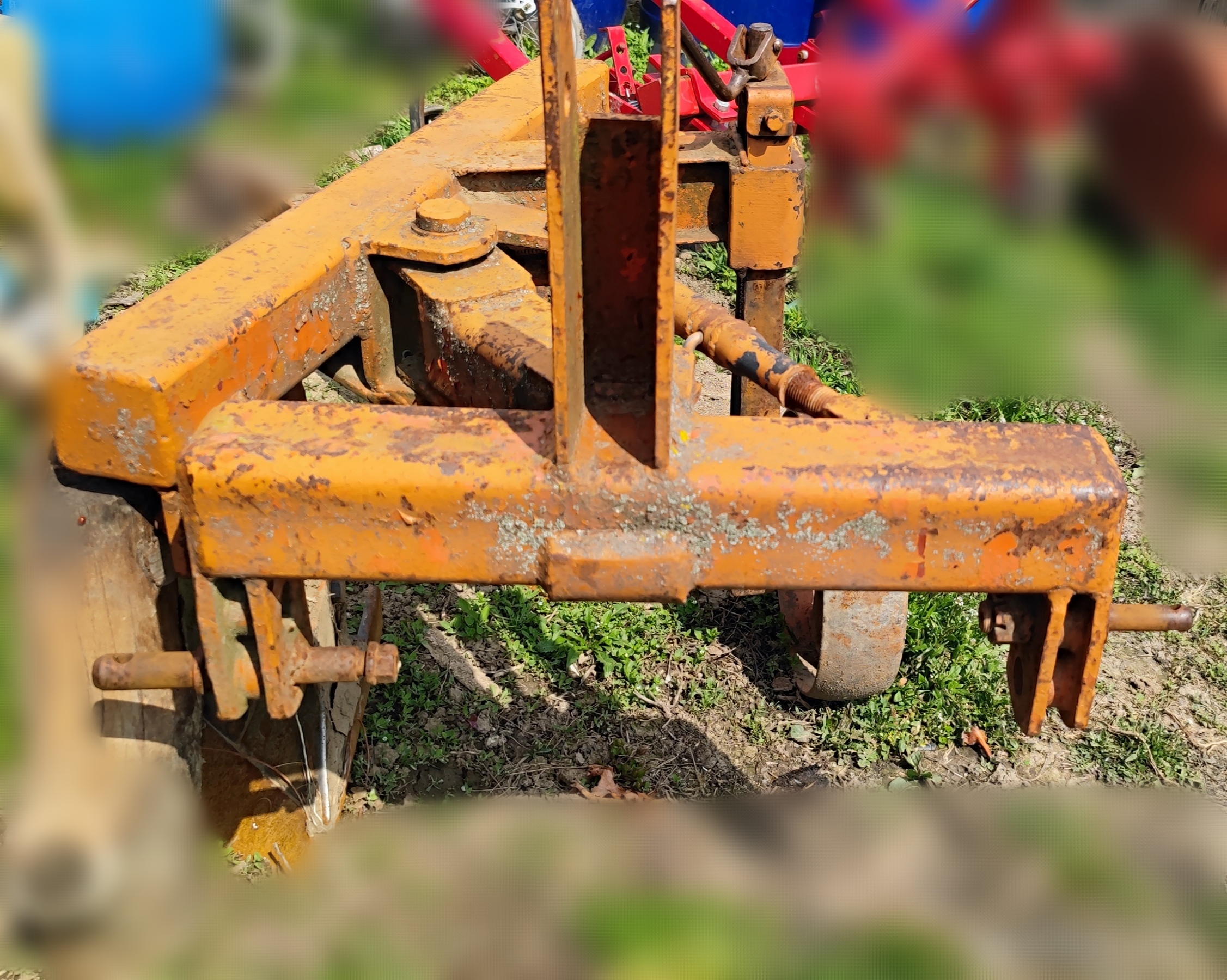 Tractor plus utilaje