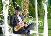 Saxofonist nunti botezuri cafenele restaurante