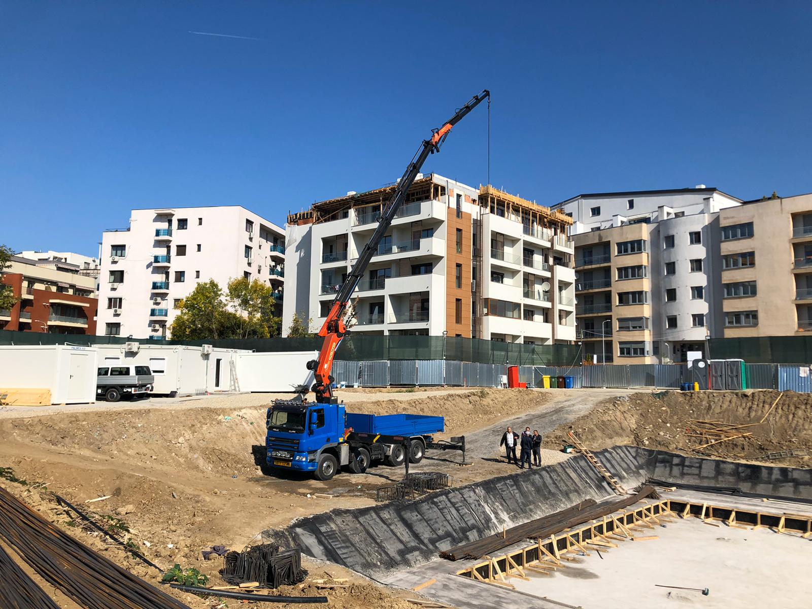 Inchiriez macara/le si utilaje constructii