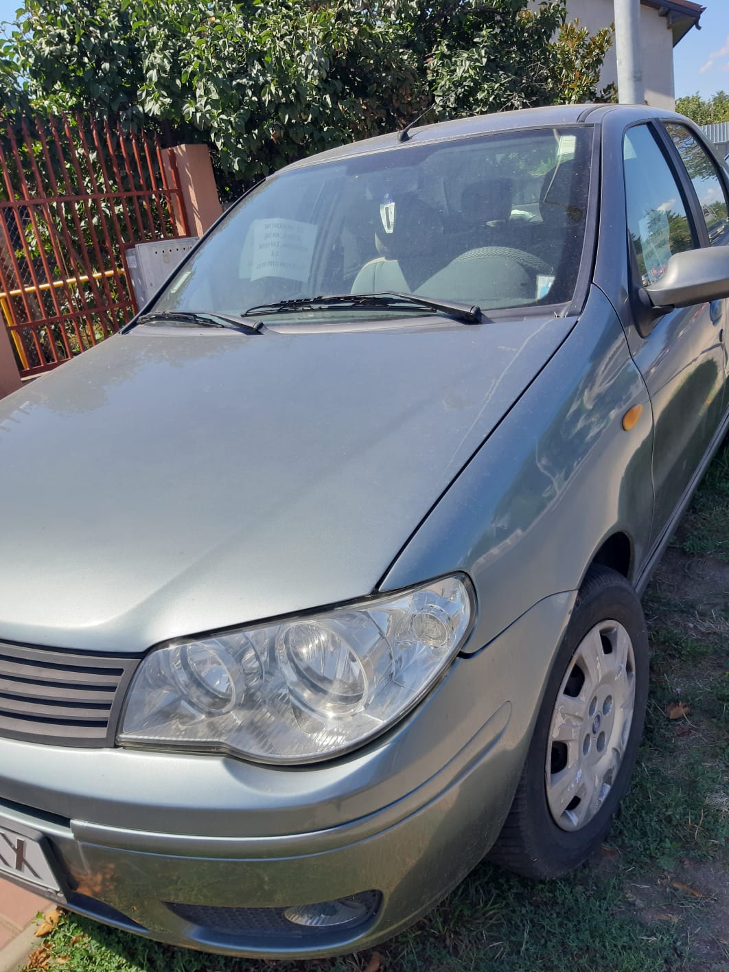 Proprietar vând Fiat albea an 2006 pe benzina